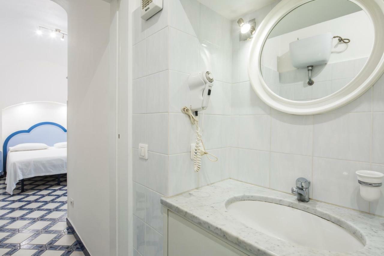 Villa Elisa Holiday Home Соренто Екстериор снимка