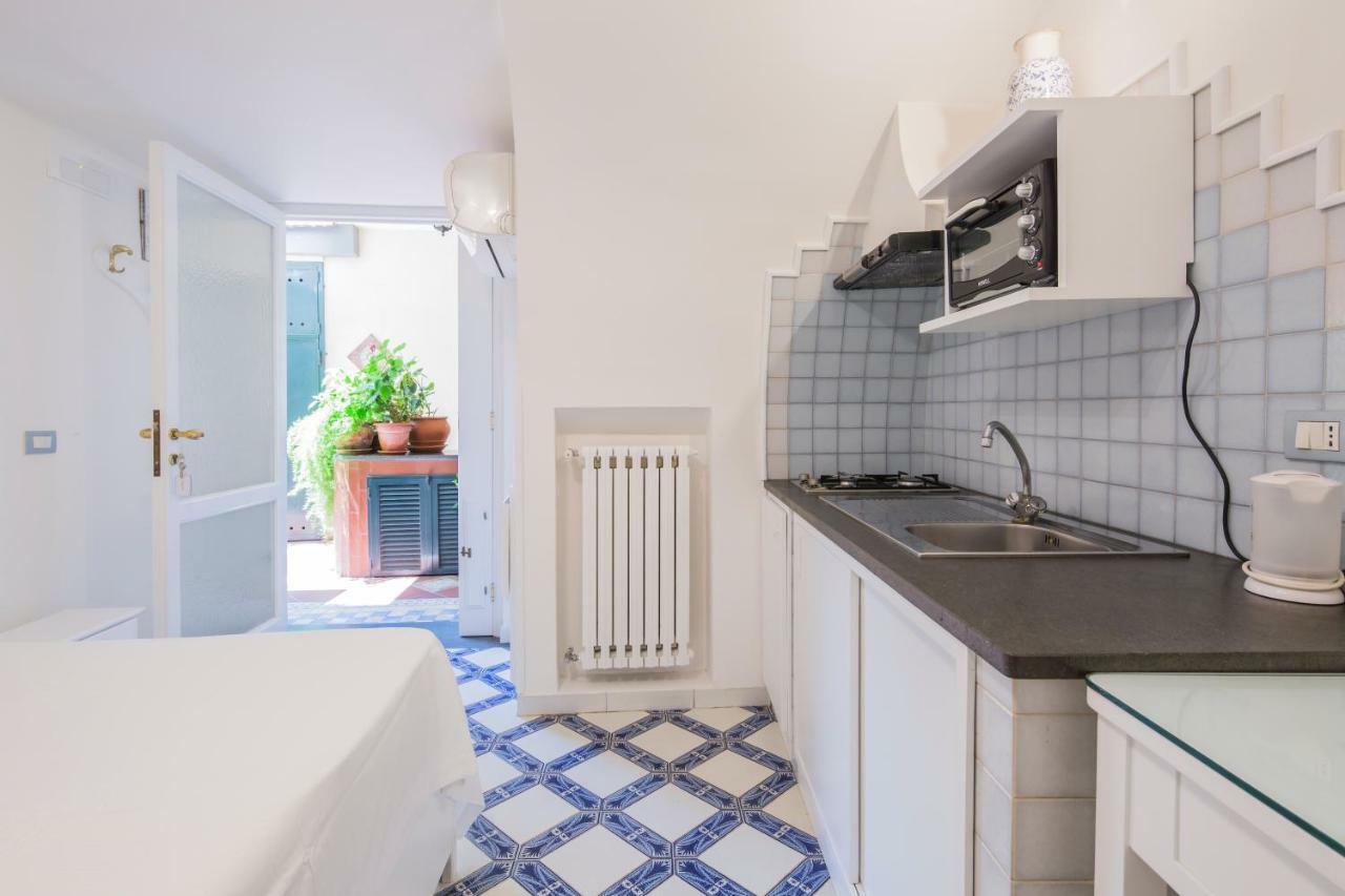 Villa Elisa Holiday Home Соренто Екстериор снимка